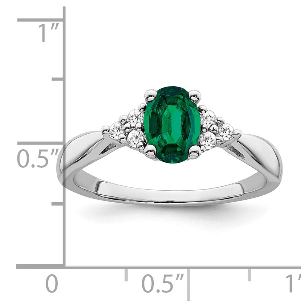 14K Weißgold Ring mit gezüchtetem Smaragd und echten Diamanten