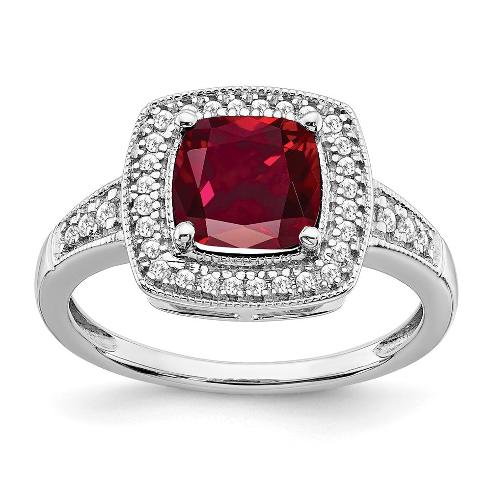 14K Weißgold Ring mit Kissenschliff-Rubin (synthetisch) und echten Diamanten in Halo-Fassung