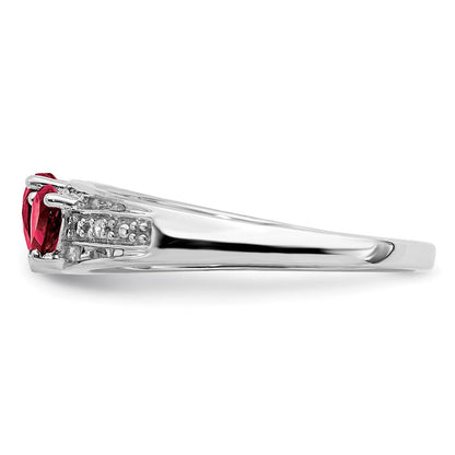 14K Weißgold Ring mit kreiertem Rubin und echten Diamanten in Herzform