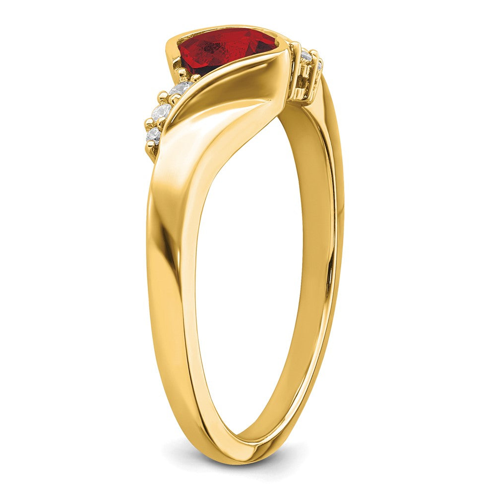 14K Gelbgold Ring mit Granat und echten Diamanten