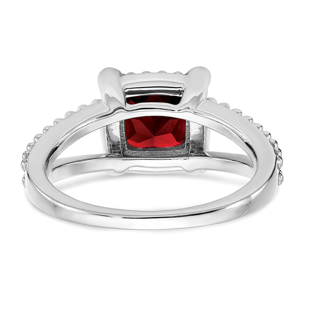 14K Weißgold Ring mit Granat im Kissenschliff und echten Diamanten