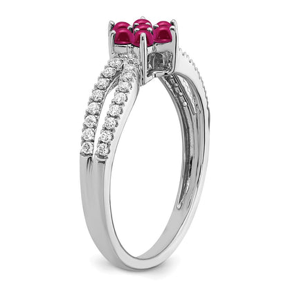 14K Weißgold Ring mit Rubin und echtem Diamant in Blumendesign