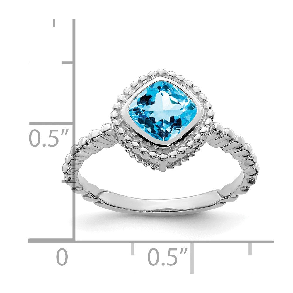 14K Weißgold Ring mit Kissenschliff-Blautopas