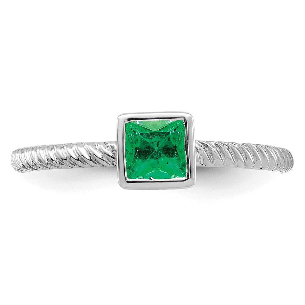 14K Weißgold Ring mit quadratischer Zargenfassung und Smaragd