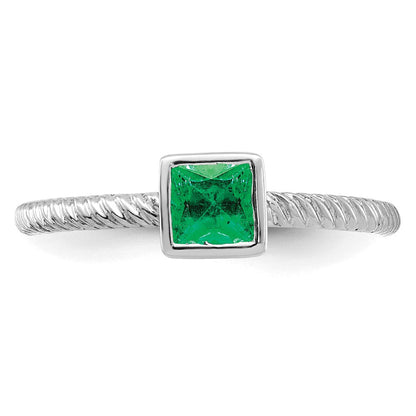 14K Weißgold Ring mit quadratischer Zargenfassung und Smaragd