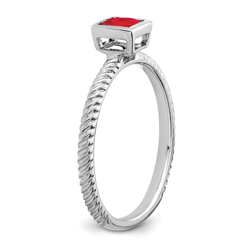 Massiv 14K Weißgold Quadratisch Zargenfassung Synthetisch Rubin Ring