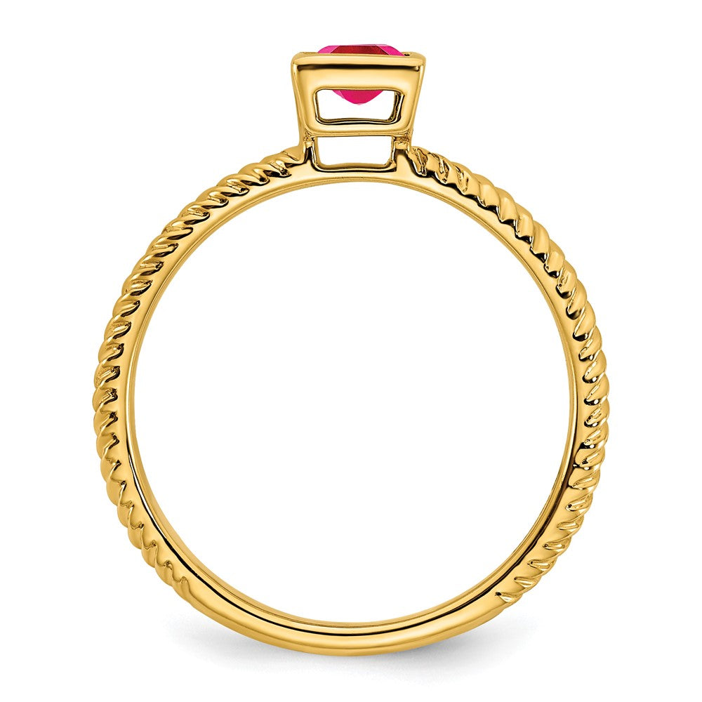 14K Gelbgold Ring mit Rubin in quadratischer Fassung