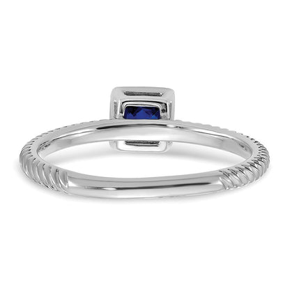 Massiv 14K Weißgold Quadratisch Zargenfassung Synthetisch Saphir Ring
