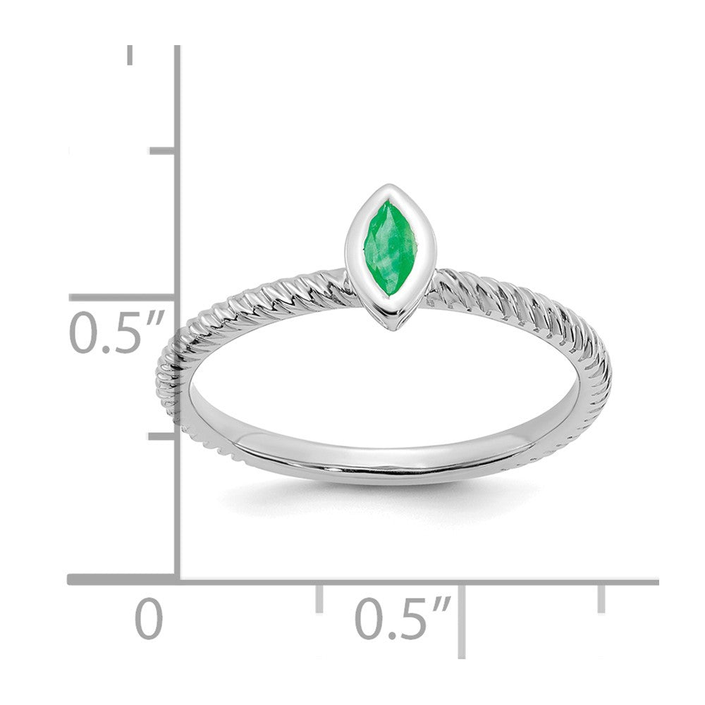 14K Weißgold Ring mit Marquise-Fassung und Smaragd