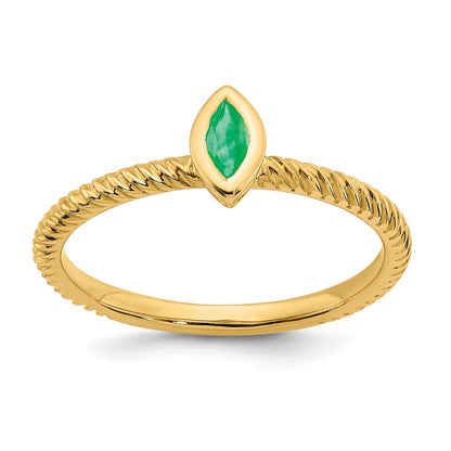 14K Gelbgold Ring mit Smaragd im Marquise-Schliff und Zargenfassung