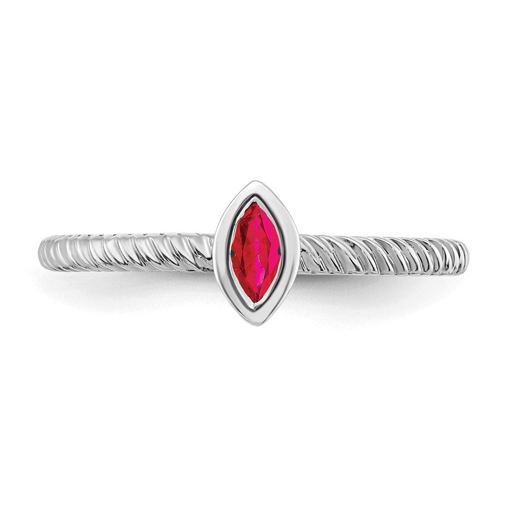 14K Weißgold Ring mit Rubin im Marquise-Schliff, Zargenfassung