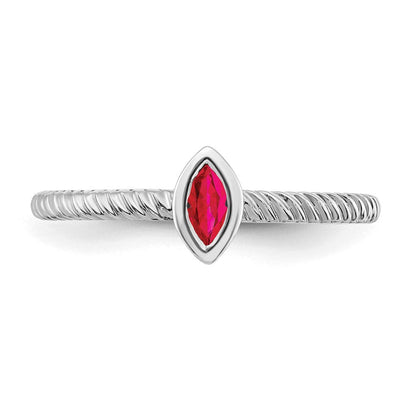 14K Weißgold Ring mit Rubin im Marquise-Schliff, Zargenfassung