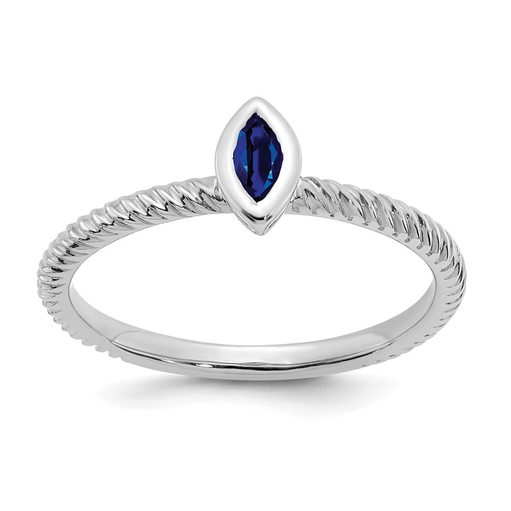 14K Weißgold Ring mit Saphir im Marquiseschliff in Zargenfassung
