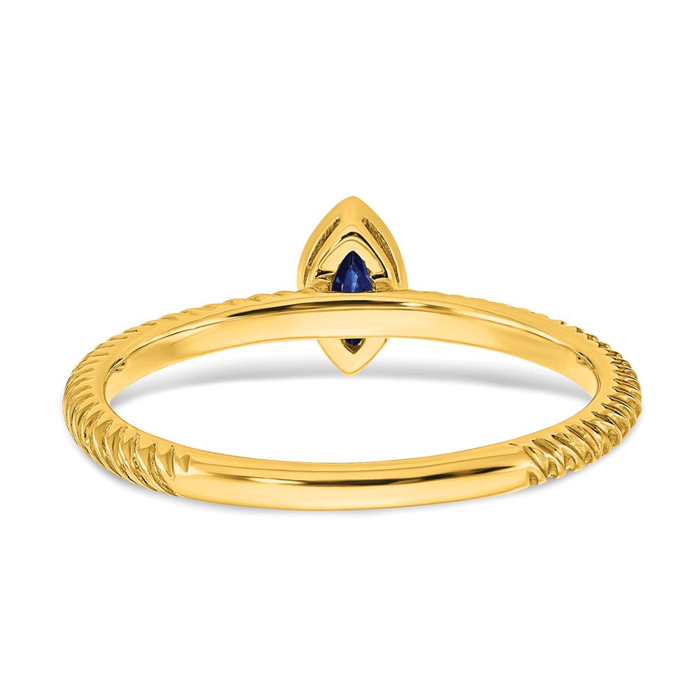 14K Gelbgold Ring mit Marquise-Saphir in Zargenfassung