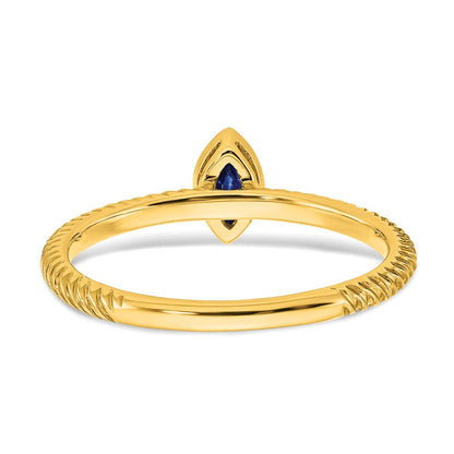 14K Gelbgold Ring mit Marquise-Saphir in Zargenfassung