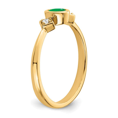14K Gelbgold Ring mit ovalem Smaragd in Zargenfassung und echten Diamanten