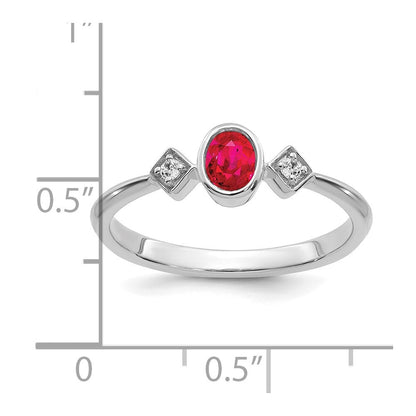 14K Weißgold Ring mit ovalem Rubin in Lünettenfassung und echten Diamanten