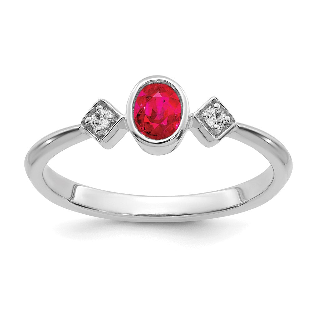 14K Weißgold Ring mit ovalem Rubin in Lünettenfassung und echten Diamanten
