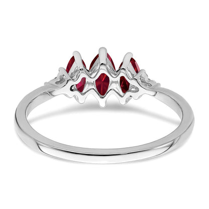 14K Weißgold Ring mit Marquise-Rubin (synthetisch) und echten Diamanten im 3-Stein-Design