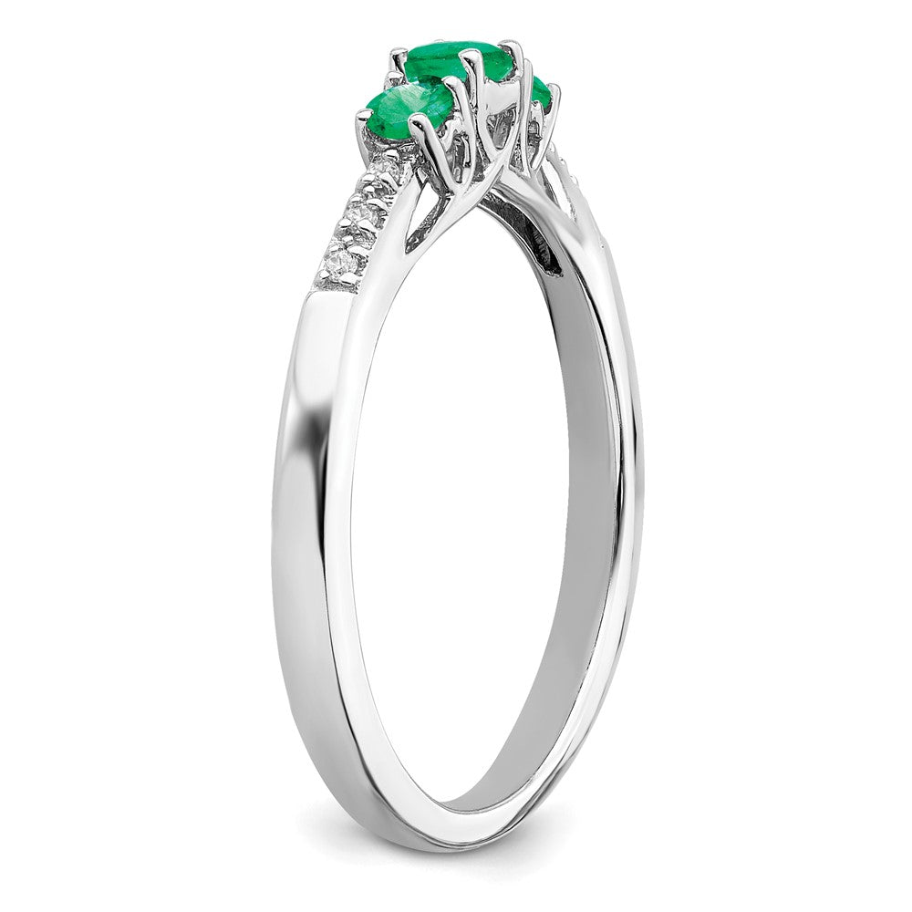 14K Weißgold Ring mit Smaragd und echten Diamanten im 3-Stein-Design