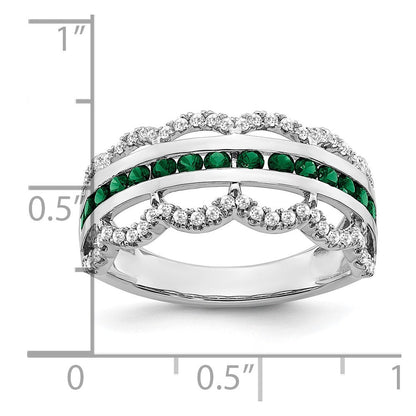 14K Weißgold Ring mit gezüchtetem Smaragd und echten Diamanten, Wellenschliff-Design