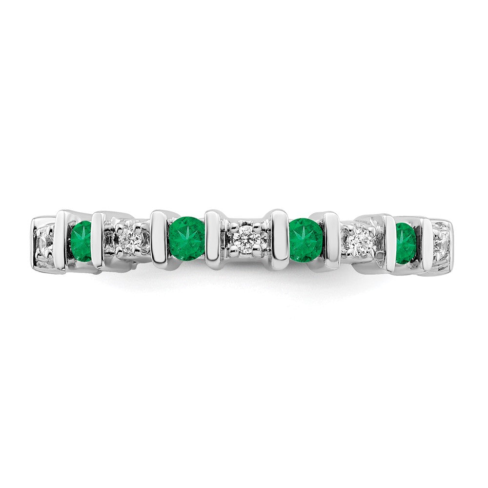 14K Weißgold Ring mit Smaragd und echten Diamanten