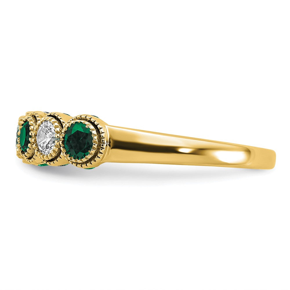 14K Gelbgold Ring mit 0,5 ct. laborgezüchtetem Diamant VS/SI+ G+ und laborgezüchtetem Smaragd