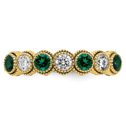 14K Gelbgold Ring mit 0,5 ct. laborgezüchtetem Diamant VS/SI+ G+ und laborgezüchtetem Smaragd