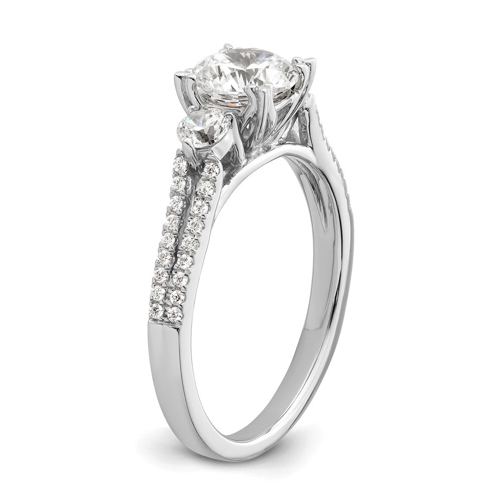 14K Weißgold Verlobungsring mit 1 ct. rundem Center und 0,375 ct. laborgezüchteten Diamanten VS/SI+ G+