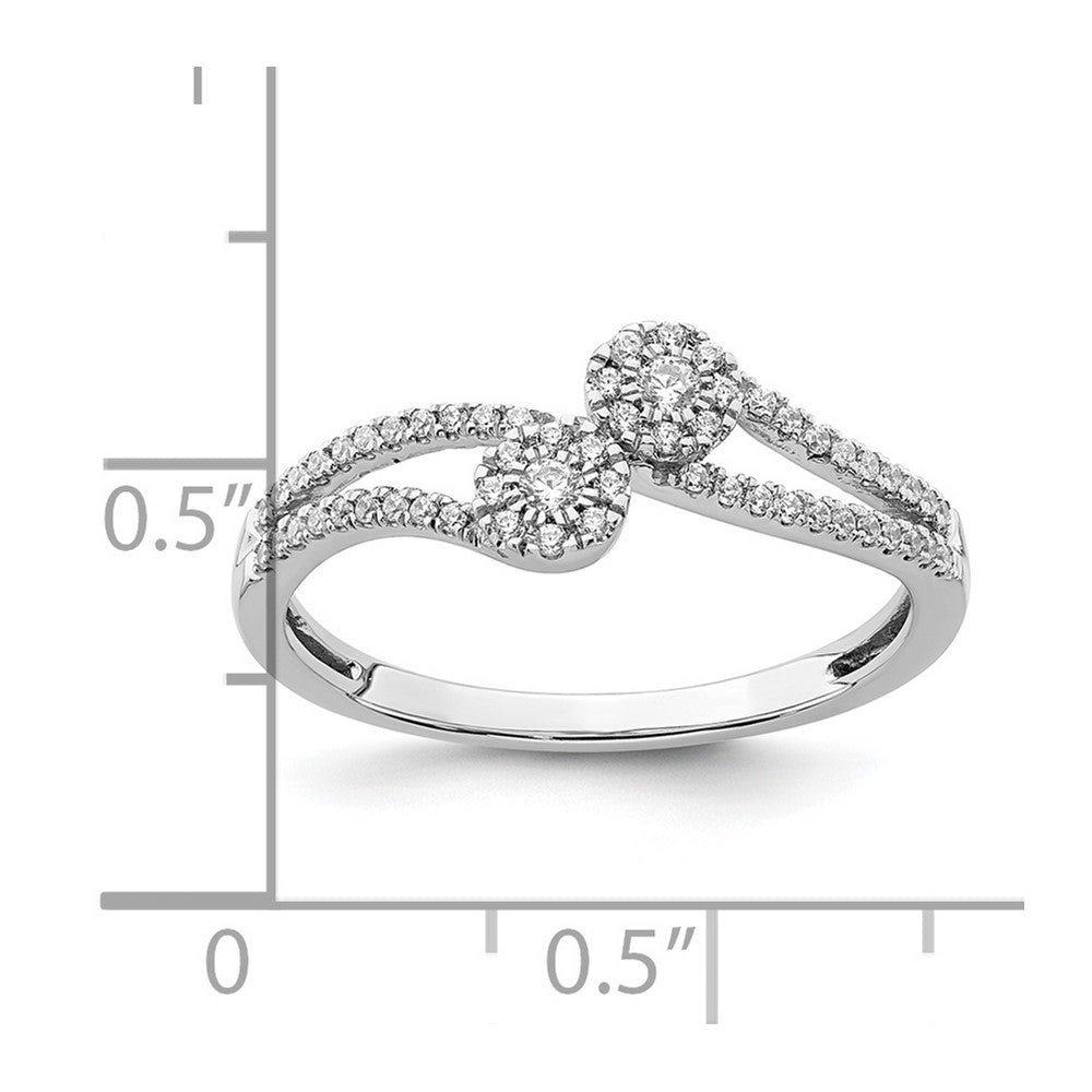 14K Weißgold Ring mit polierten, doppelten Pavé-Kreisen im ByPass-Design