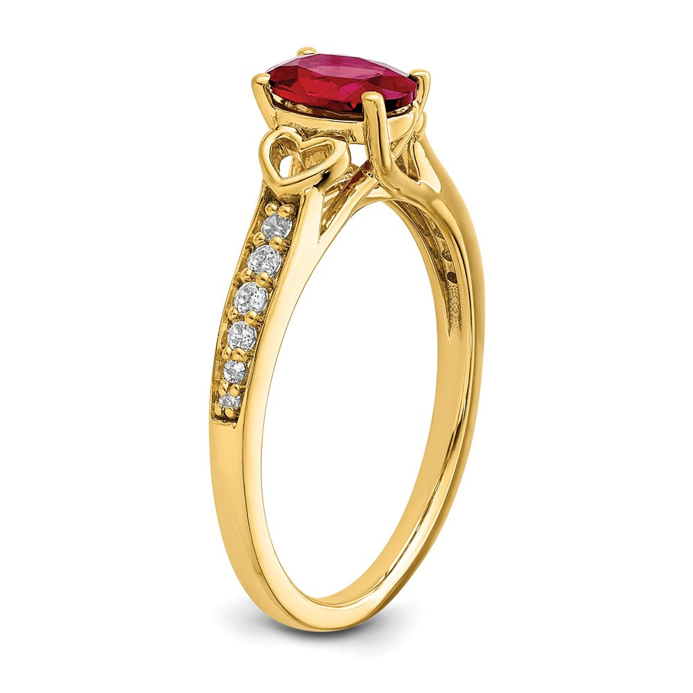 14K Gelbgold Ring mit polierten Herzen an der Seite, Rubin und echten Diamanten