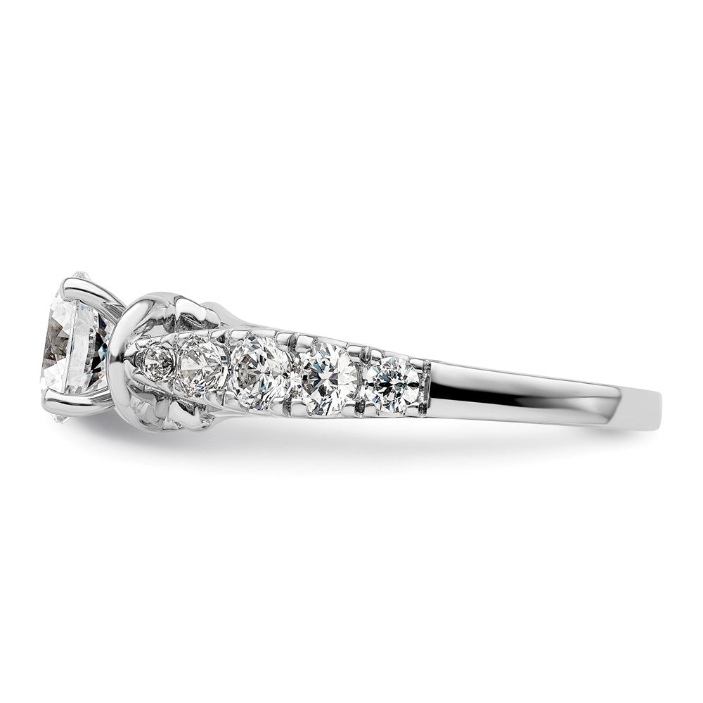 14K Weißgold Verlobungsring mit 0,75 ct. im Labor gezüchteten Diamanten VS/SI+ G+, 1 ct. rundem Mittelstein, Semi-Mount und gemeinsam gefassten Krappen (Shared Prong)