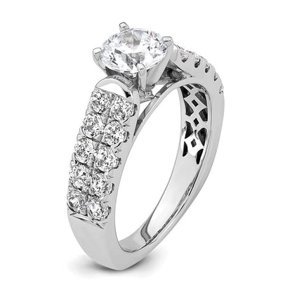 14K Weißgold Verlobungsring mit 1,1 ct. Labordiamant VS/SI+ G+, 1 ct. rundem Mittelstein in gemeinsamer Krappenfassung