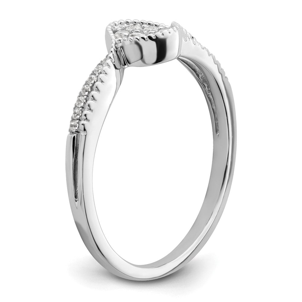 14K Weißgold Erster Versprechen-Ring mit kleinem Cluster aus im Labor gezüchteten VS/SI+ G+ Diamanten