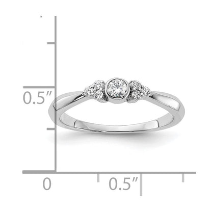 14K Weißgold Verlobungsring „First Promise“ mit rundem Diamanten in Zargenfassung, im Labor gezüchtet, VS/SI+ G+