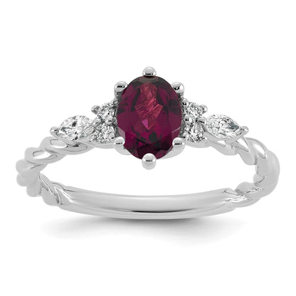 14K Weißgold Diamant- und 7x5 Oval Juni/Rhodolith-Granat-Ring mit gedrehtem Design, Größe 7