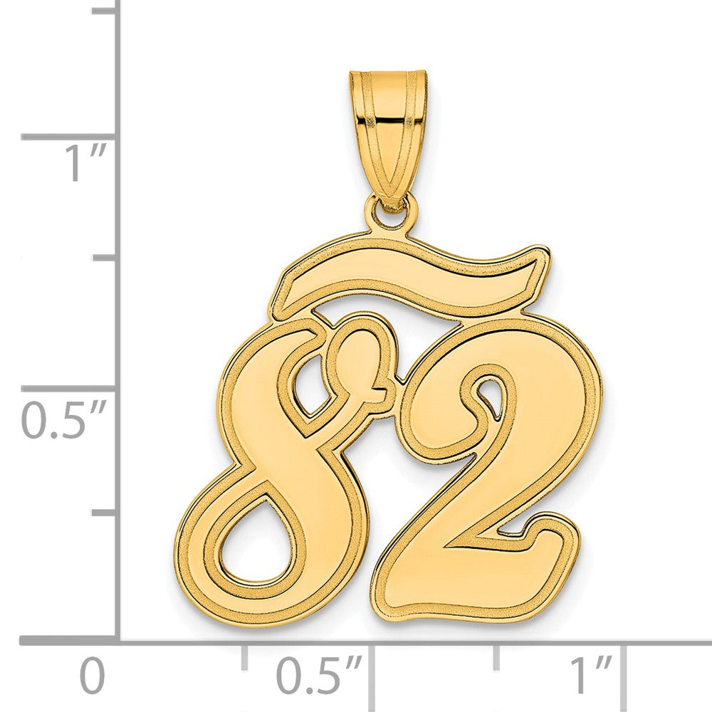 14K Gelbgold Anhänger mit gebürstetem Rand, Skript-Zahl 82
