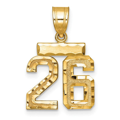 14K Gelbgold kleiner gebürsteter Charm mit Diamantschliff "Zahl 26