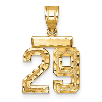 14K Gelbgold Kleiner Gebürsteter Diamantgeschliffener Zahlenanhänger "29" Charm