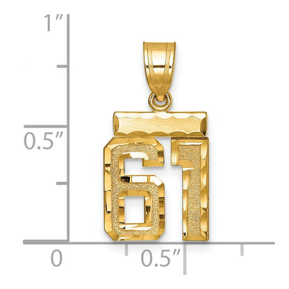 14K Gelbgold kleiner gebürsteter Charm mit Diamantschliff „Zahl 61“