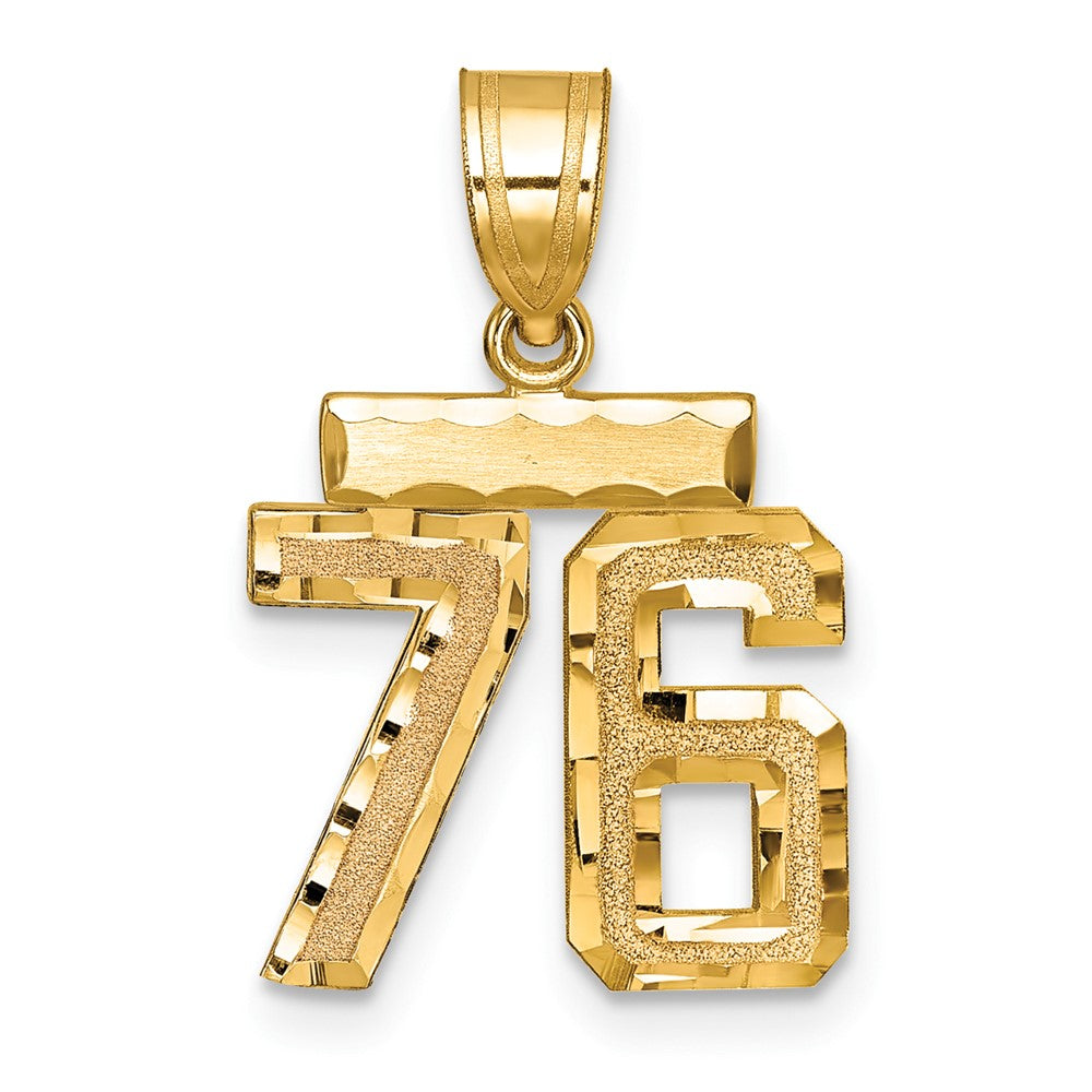 14K Gelbgold kleiner gebürsteter Charm mit Diamantschliff, Zahl 76