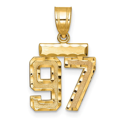 14K Gelbgold kleiner gebürsteter Charm mit Diamantschliff „Zahl 97“