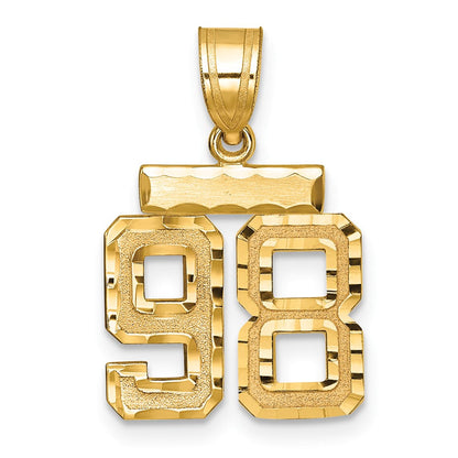 14K Gelbgold Kleiner Gebürsteter Diamantgeschliffener Charm „Zahl 98