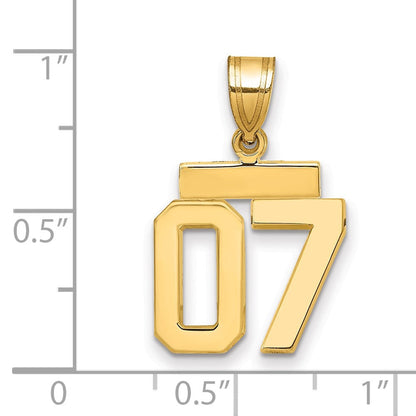 14K Gelbgold Kleiner Polierter Charm mit Zahl 07 Oben