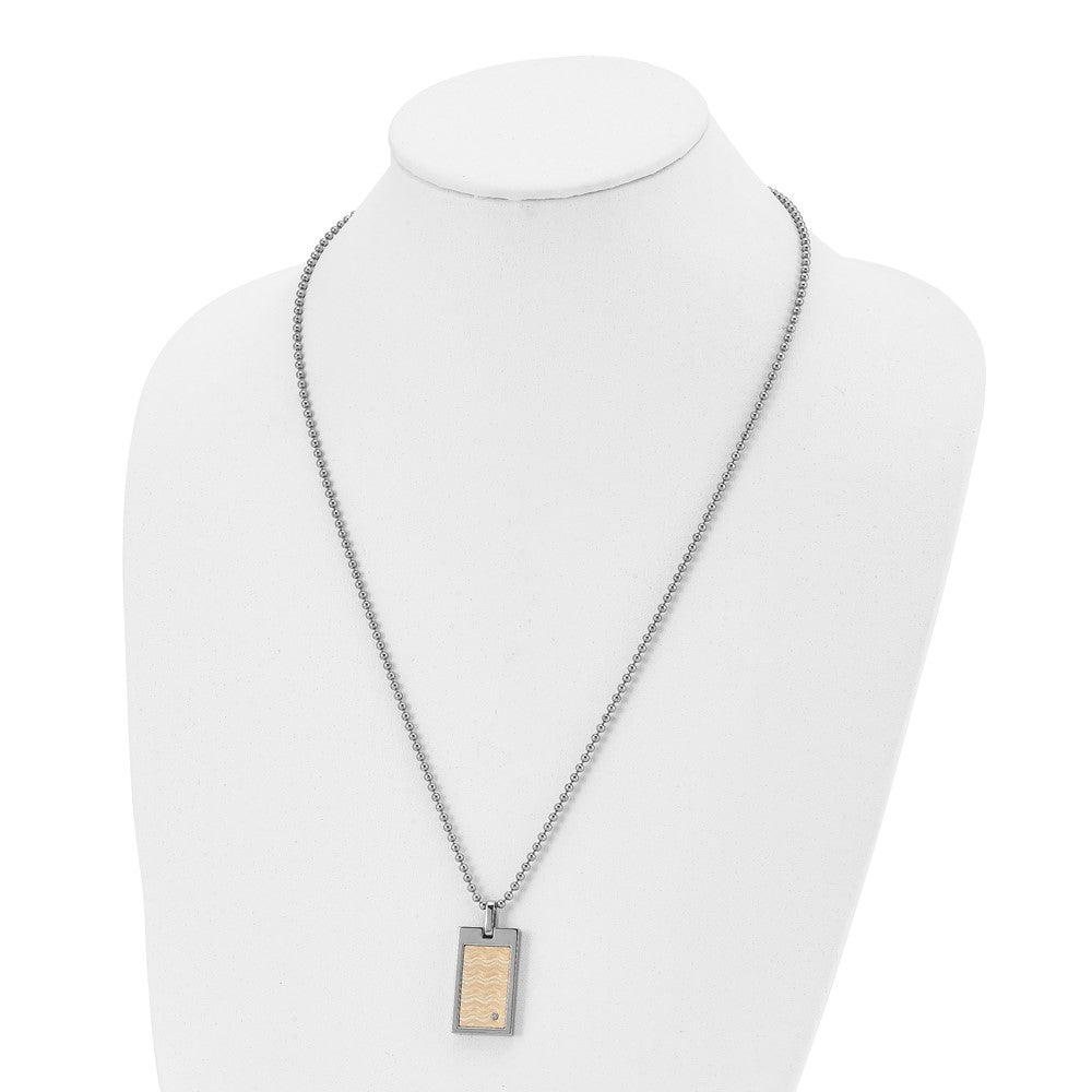 Edelstahl Chisel Gebürstet und Poliert mit 18K Gold Akzente.01carat Diamant Anhänger auf A 24 Zoll Kugel Halskette