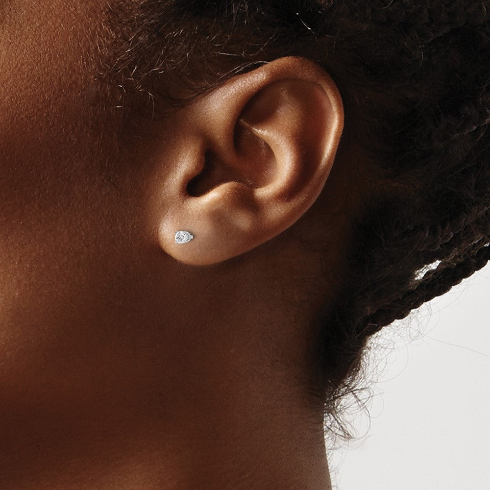 14K Weißgold .15 ct. I2 K L Diamant-Ohrstecker mit Push-on-Verschluss