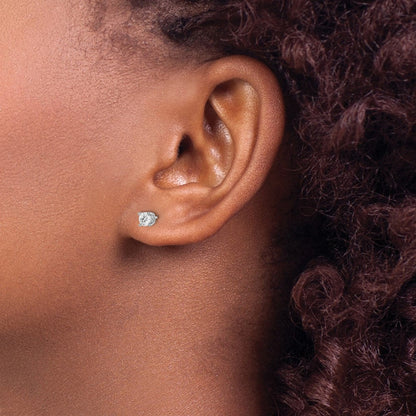 14K Weißgold-Ohrstecker mit 0,50 ct. Diamanten (I1, J-K) und Push-on-Verschluss