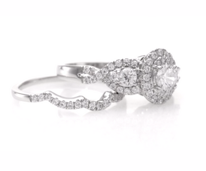 Verlobungsring-Set mit ovalen Dreistein-Diamanten, Twist-Halo, 1,15 ct. Gesamtgewicht, aus 14K Weißgold