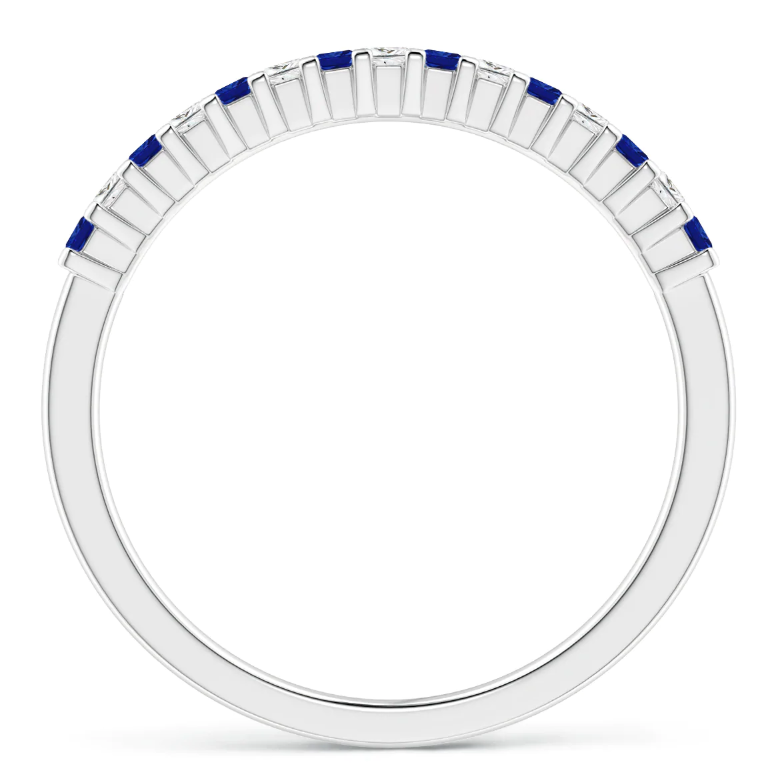 Memoire-Ring mit Saphir (synthetisch, blau) im Princess-Schliff und Zirkonia aus 14K Gelbgold
