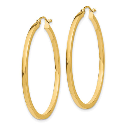 14K Gelbgold 2mm Quadratisch Röhre Creolen